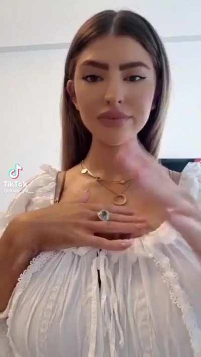 jackie_byrne or lucy_ya_