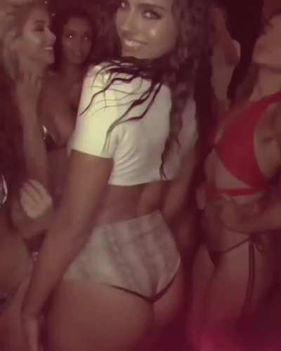 Yovanna Ventura aftershow Party 🍑😍
