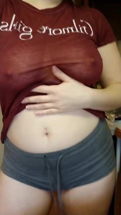 Up for nudes. Yes l actually send 🥰 add me my snap 👻: kely15978