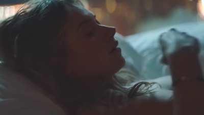 [Topless] Imogen Poots in 'Frank & Lola' (2016) (26 years old)