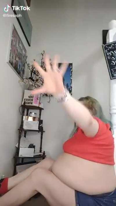 So no one wants to collect their mom thats why now shes up for auction. Starting price 4 Indiam Rupees.