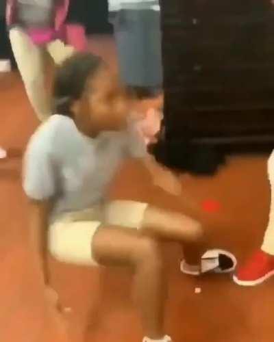 It’s how the girl snatched her wig off then slipped on it later on lol