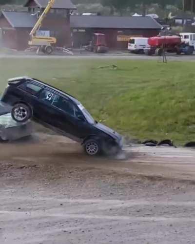 Rallycross racers dig deep for victory