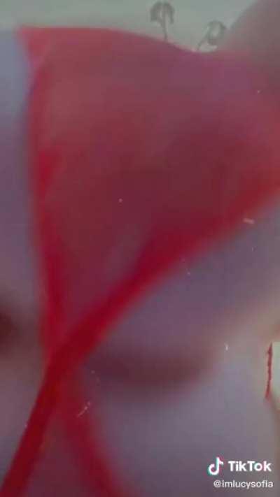 Lucy Sofia (@imlucysofia)