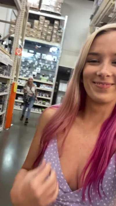 Don’t mind us, just looking for hot dads at Home Depot 🔨