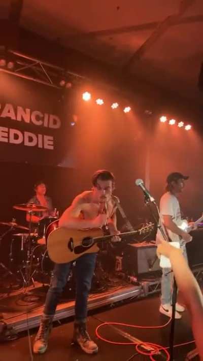 Dry Live from our show on Thursday night! WE LOVE YOU!