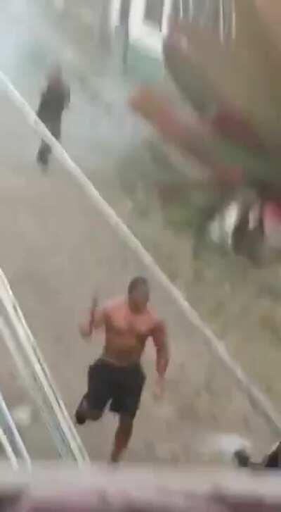 Eu realmente não consegui entender o que aconteceu aqui...