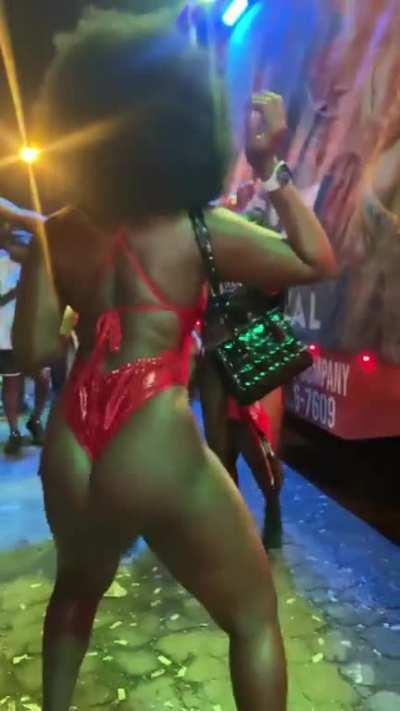 Blessed 😍🔥 (@catana_perez)