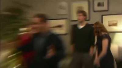 I seriously can't imagine how they ever got through this scene. Funniest blooper imo, also from their best episode.