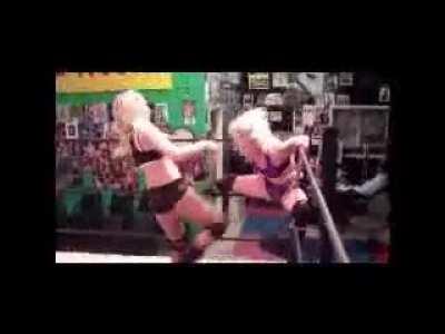 Angelina Rush gets her cunt kicked in the corner by Amber O'Neal