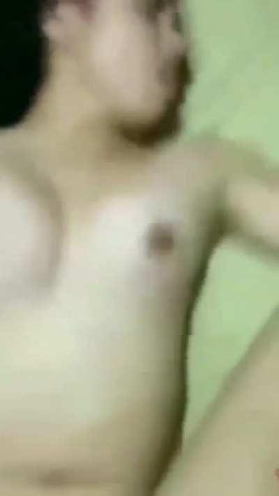 My mom when she was young but i nod know who is the men