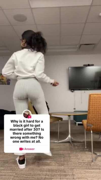 RATE THIS GYAAT 1-10