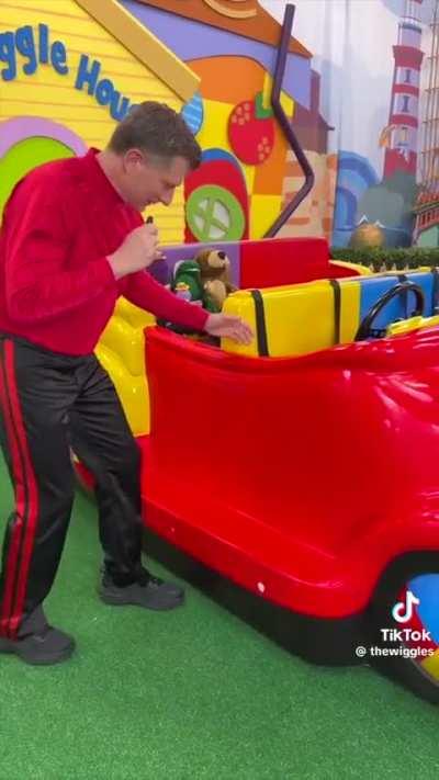 Big Red Car (Wiggles TikTok)