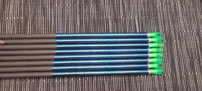 Fancy pearlescent arrow wrap