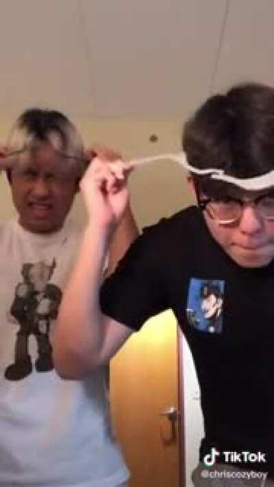 coat hangers be actin up @chriscozyboy