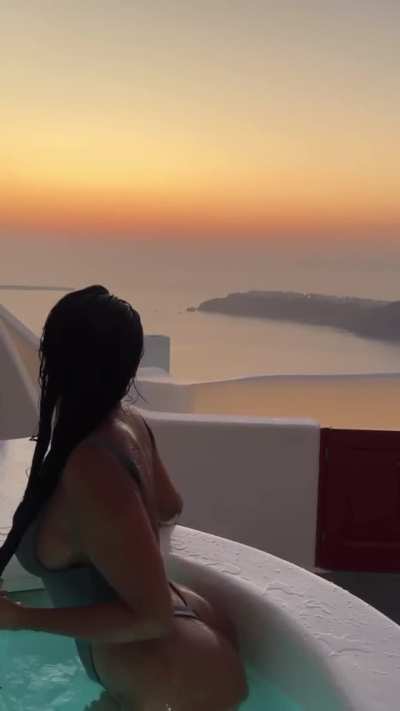 Santorin lui va bien