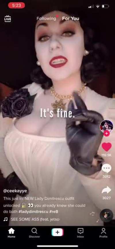 Mark consumes Lady Dimitrescu