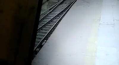 Live wire falls suddenly on railway platform in Kharagpur, West Bengal.