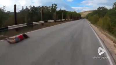 Что? Шлем? А зачем?!