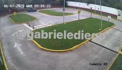 she won't get her license today 