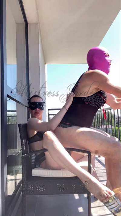 Balcony bitch on vacation 😈💦