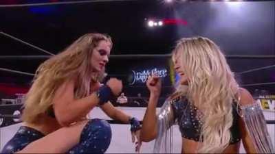 Anna Jay and tay Conti (AEW beautiful tag team)