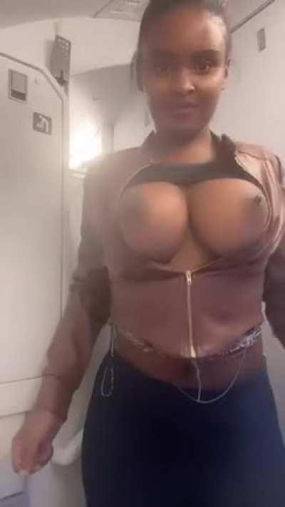 Suck my nipples on the plane ☺️