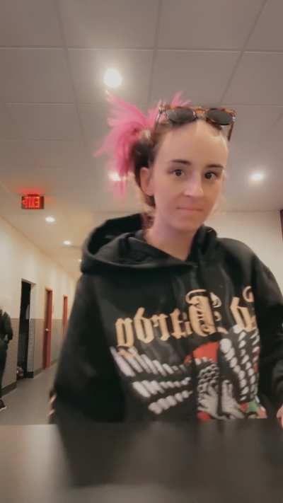 Of course she turned right back around and made eye contact lol