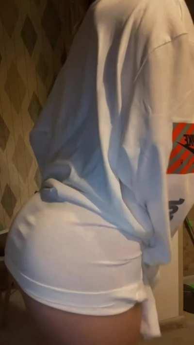 I love to seduce college boys