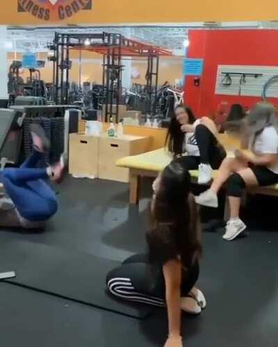 Запахло весной!..