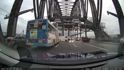 Dash cam footage of this morning's crash on the Harbour Bridge