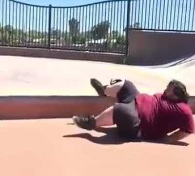 Lord of Dogtown [warning: instant noodle leg]