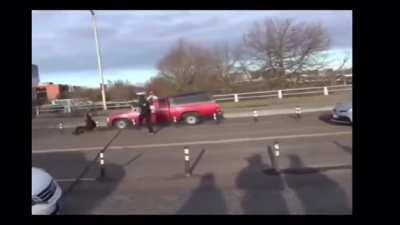 I HEARD YOU SPAMMING THE E BUTTON YOU LITTLE SHIT