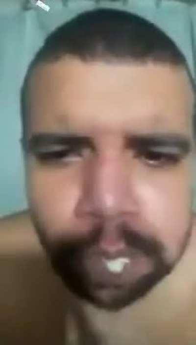 Aceitem homens,eu estou pedindo pra vcs homens aceitem bastante meu vídeo 