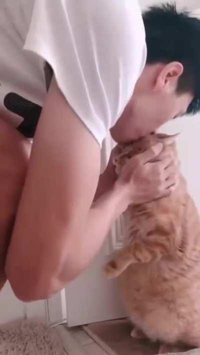 One of the most moving displays of affection I've seen. So glad to have been allowed to share the moment with them. Cat lovers are the best!