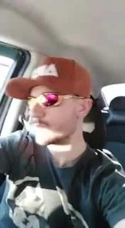 Maldito seja o indivíduo que causar algum dano a esse ser