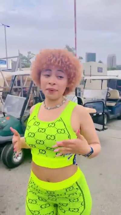 Ice Spice at Rolling Loud @IceSpice #shorts #icespice #rollingloud