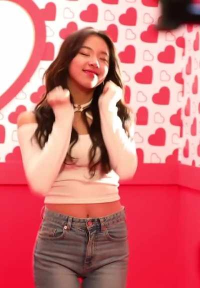 Chaeyoung - white top, jeans, heartshaker