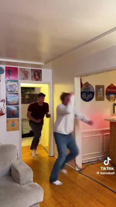 I wish there were scenes like this in every show and movie lol