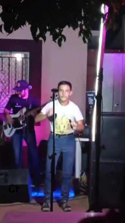 Cuando eres primo y te toca sub