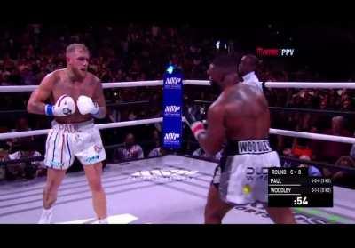 Tyron frozen Woodley back to ghost realm 😂