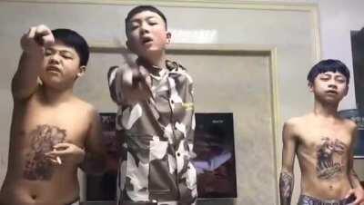 哥我服 有人轉到英文圈去嗎 疑似有成為紅迪頭條潛力