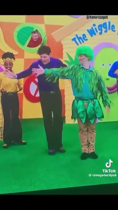 Rattlin’ Bog tree dude dancing