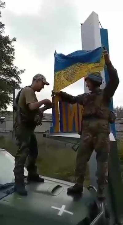 Already near 👹🇺🇦 Lyman