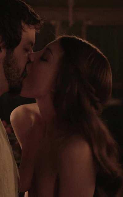 Game of Thrones [Color Corrected/Mobile Crop]