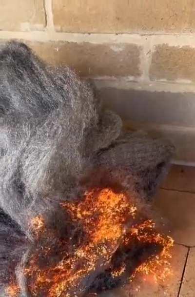 Steel wool being set on fire by a battery