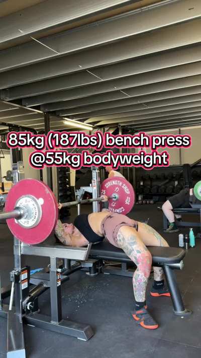 New bench PB!! Excited to see where it is with a good peak 💪🏻