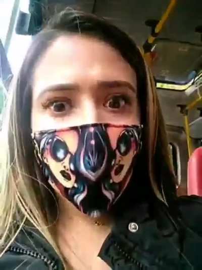 Hot Girl Fingering Her Pussy in The Bus