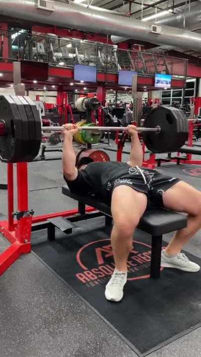 to bench 400lbs