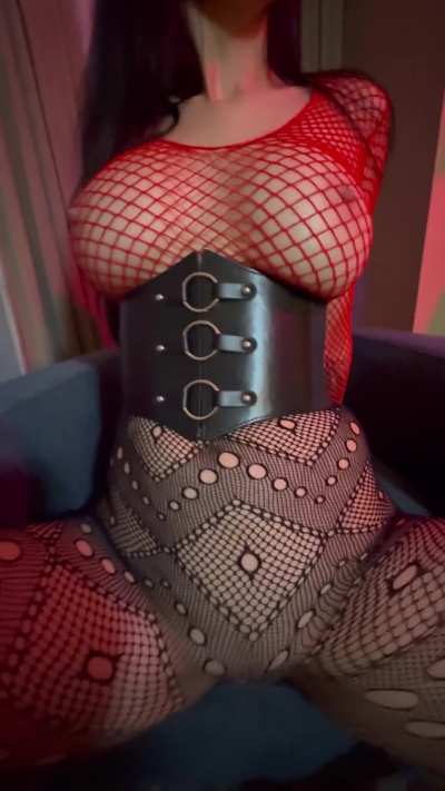 So much fun being slutty